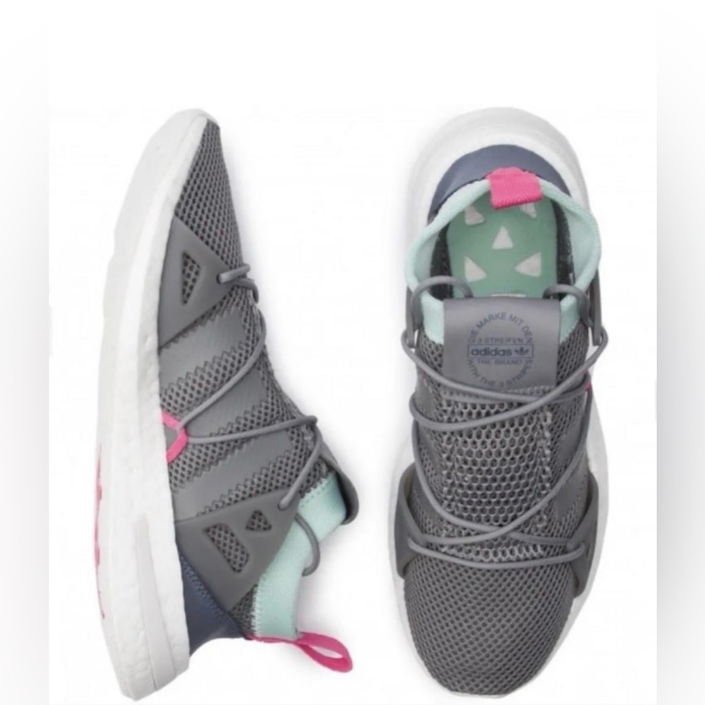 Adidas womens arkyn size 11 sneakers